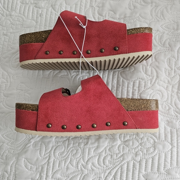 Altar'd State Serena Platform Sandals - Picture 4 of 16